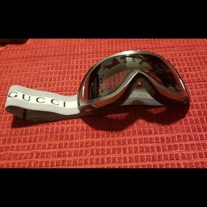 Gucci goggles